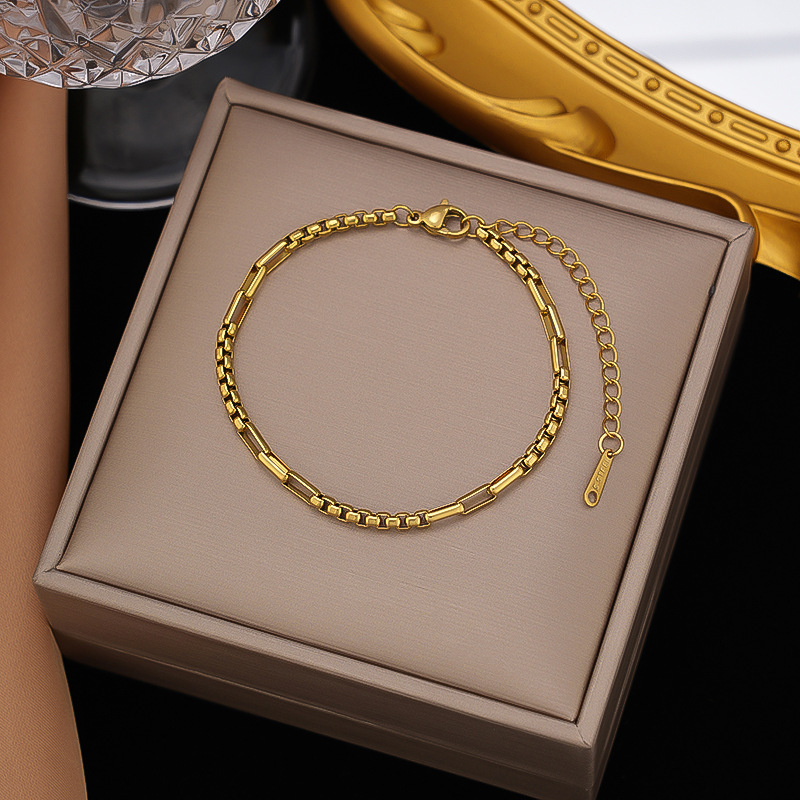 クロスボーダー東莞チタン鋼ジュエリー色褪せない新しい日本と韓国のアクセサリーブレスレット女性用 18K ゴールドファッションライト高級ハイエンド|undefined