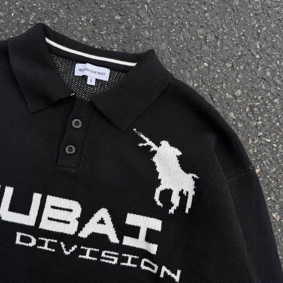 Suéter de punto negro retro americano transfronterizo europeo y americano, suéter suelto de manga larga con cuello de polo para hombre con letras pesadas