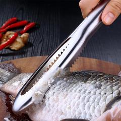 SSGP三四鋼は魚鱗の神器のうろこを削ります。うろこを削ります。