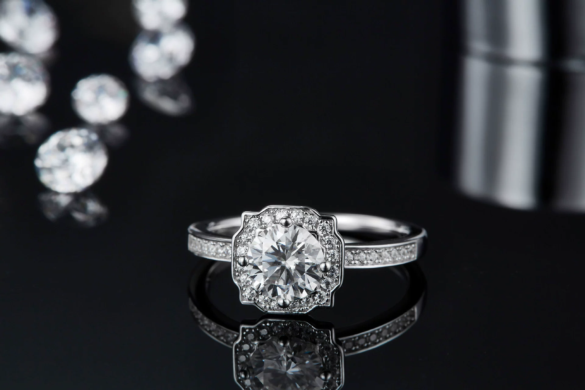 华莎珠宝 Ring with stone, classic accessory for St. Valentine's Day, 1 carat