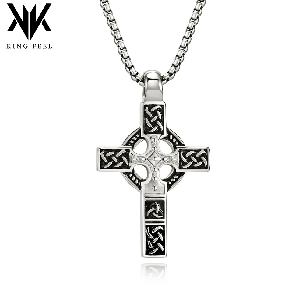 Collana con ciondolo alla moda da uomo con croce in acciaio al titanio e nodo celtico_voghion.com