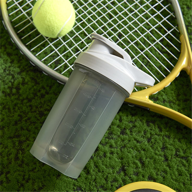 500ml Shaker Cup Protein Powder Milkshake Cup Fitness Sports Plastic Water Cup with Scale Cup with Handle Water Cup 