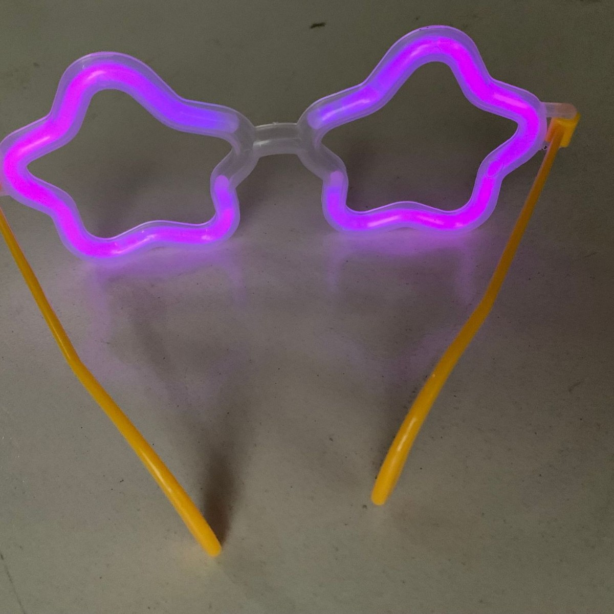 Accesorios de varilla fluorescente varilla luminosa modelado varilla flash plástico con conector gafas de cabello conector de linterna brillante