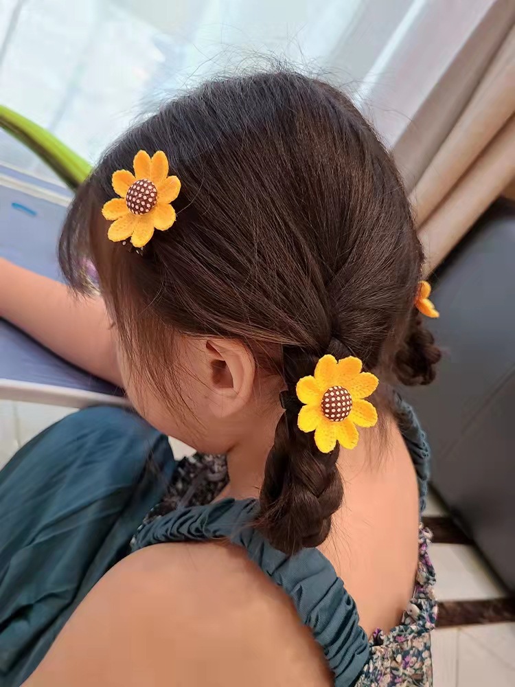 sunflower hairpin