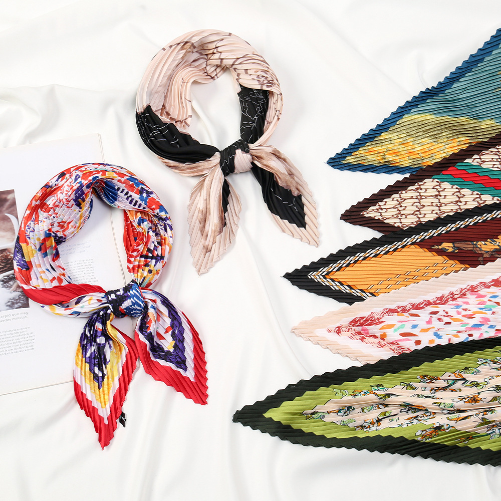 Trendy Cool Design Sense 70 Bufanda de seda arrugada Bufanda cuadrada pequeña Bufanda profesional de alta calidad sin colisión Bufanda plisada al por mayor
