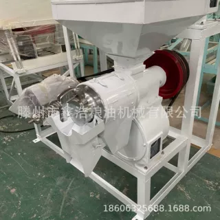 大米小麦抛光机 单机小型铁辊碾米机玉米制糁机