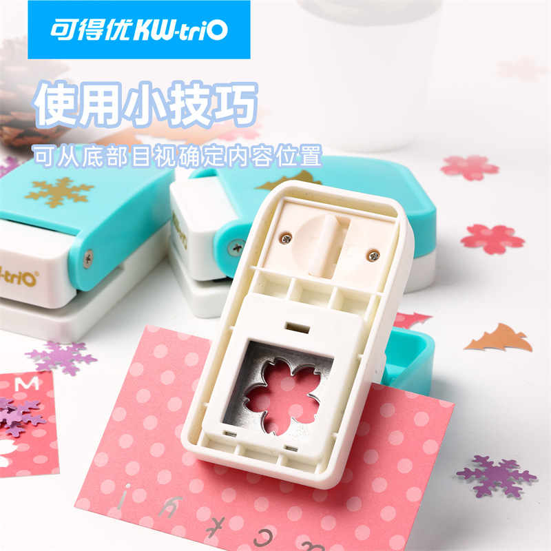 Disponible en DHQ perforación floral material manual DIY pequeña máquina de relieve perforación de cuenta de mano de lujo hueco relieve