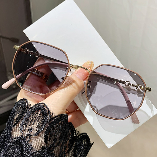 New color-changing anti-blue light glasses, student myopia glasses, men's and women's glasses frames, plain frame, face-showing small myopia finished glasses