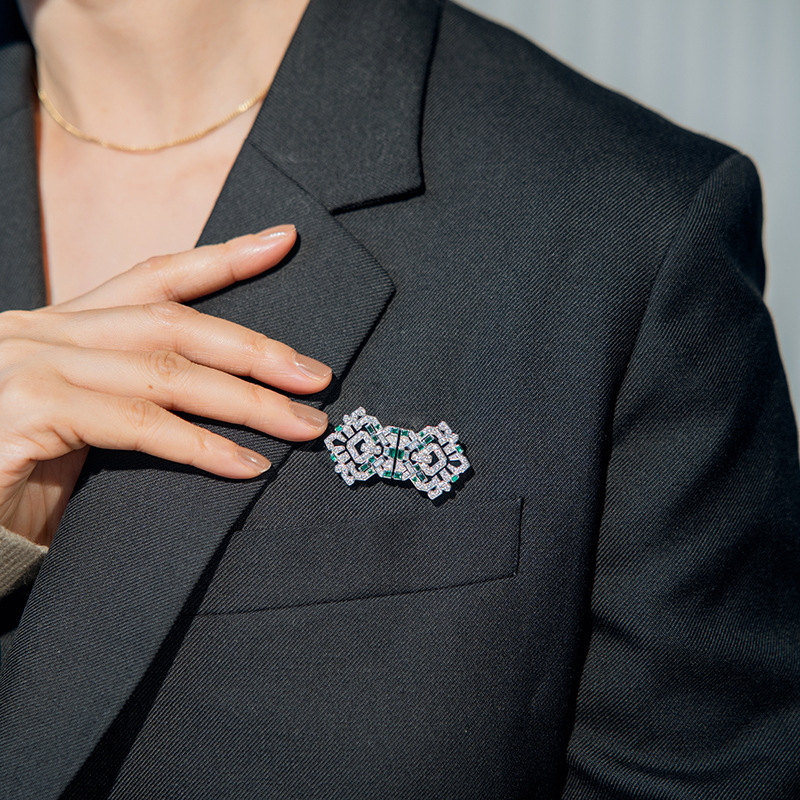 新しい925銀金メッキ対クリップart decoスタイル緑ナノ黒メノウ復古ブローチ