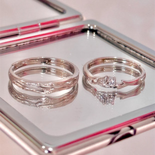 ����ֱ��Pt950�׽�ɫ�B��֦��H����һ����Ȧ С���OӋ����Ů����