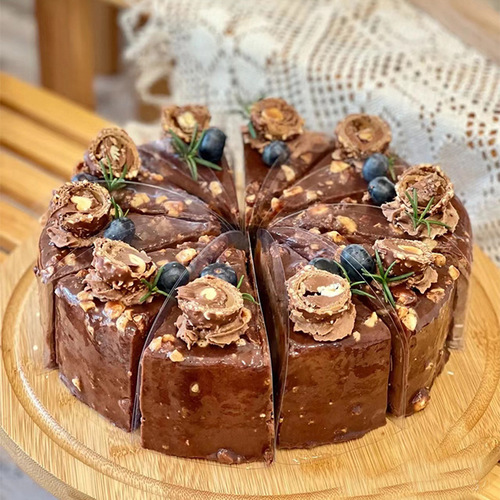 Mousse edge triangle cake packaging box Swiss roll cut into pieces Thousand layer cut into pieces packaging box Dessert transparent plastic tray