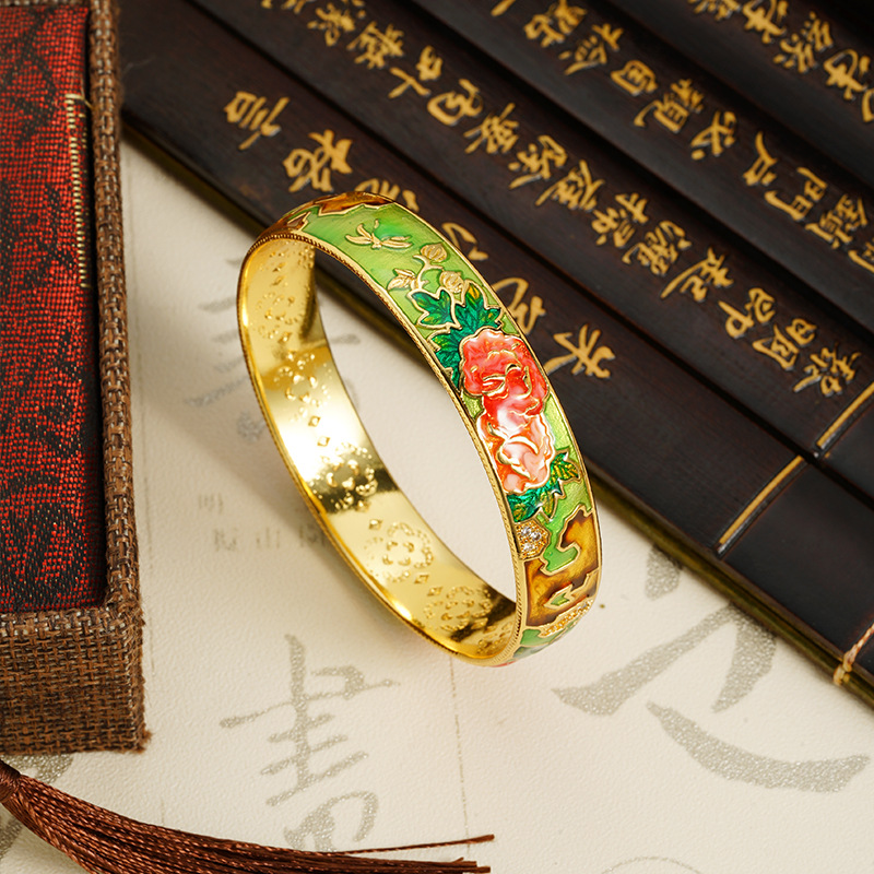 Gufasha oro esmalte laqueado pulsera de color esmalte flores de melocotón Sansheng III flores de estilo chino fábrica de joyas al por mayor