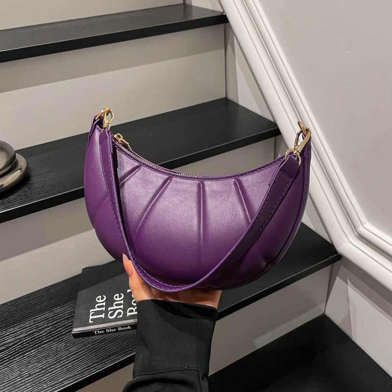 Bolsas populares de cor de toro de color sólido Casual 2025, bolsas de hombro de viaje de moda de otoño de nuevo estilo