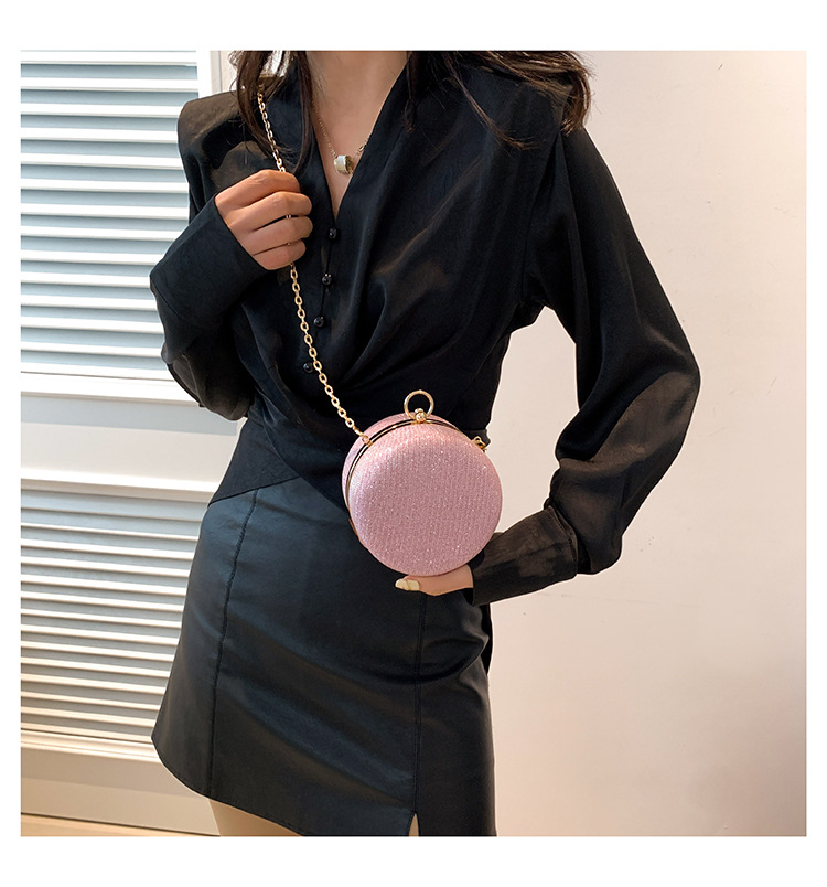 Bolso de mujer 2024 popular de alto aspecto bolso de noche textura simple bolso de hombro de moda todo fósforo bolso de mensajero tejido