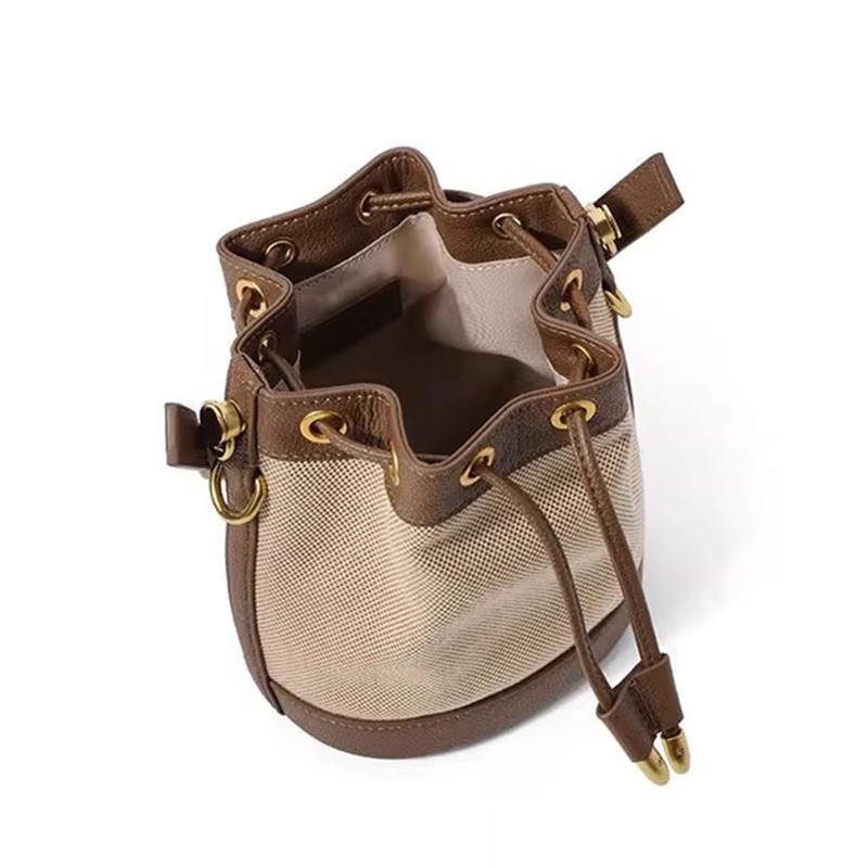 Este año popular bolso de mochila de fuego 2025 nuevo estilo de primavera y verano de alto nivel nicho bolso de hombro de gran capacidad bolso de cubo