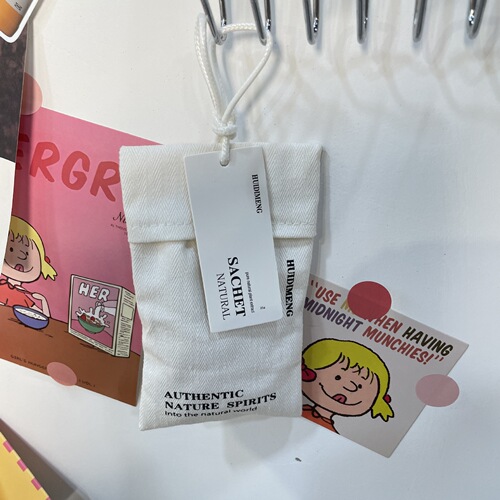 Wardrobe car aromatherapy wardrobe sachet home car bedroom long-lasting fragrance ornaments fragrance bag deodorizing sachet