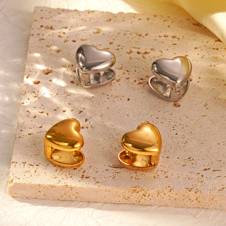Fashionable trend double-sided glossy small design earrings…