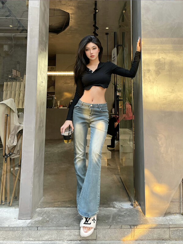 American Retro Cream Stretch Denim Boot-Cut Pants 2023 Spring & Fall New High-Waisted Straight Floor-Length Flared Pants for Women