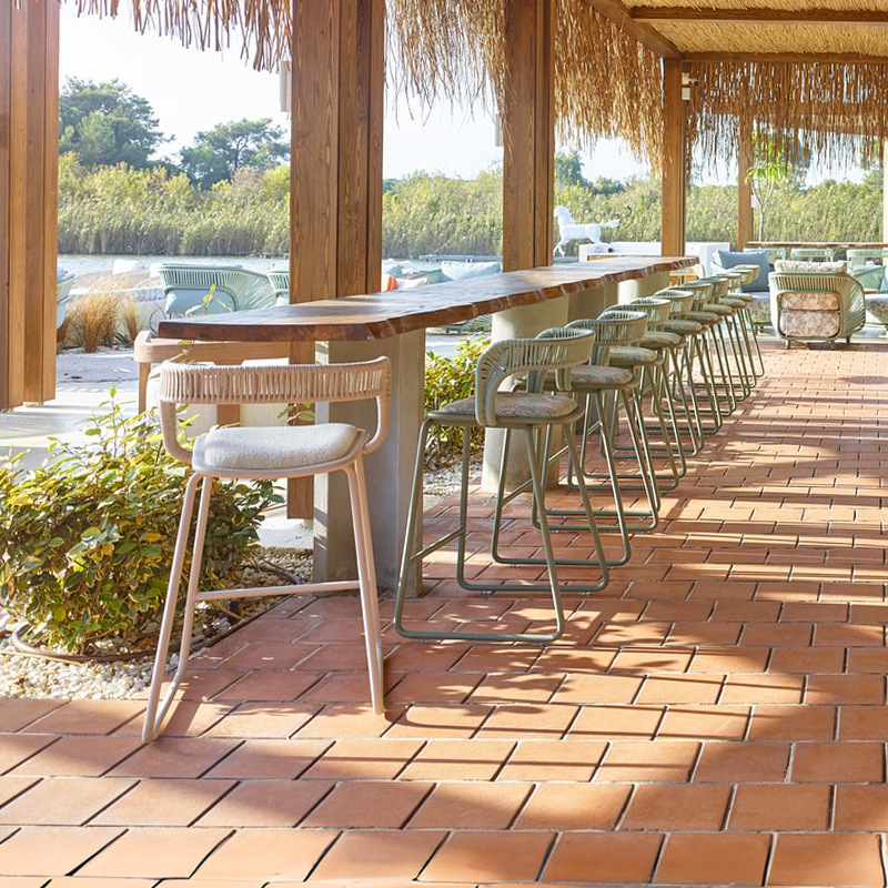 Mesa y silla al aire libre patio de ocio villa al aire libre sala de modelo de restaurante occidental silla de comedor hotel diseñador de bar de caña image 2