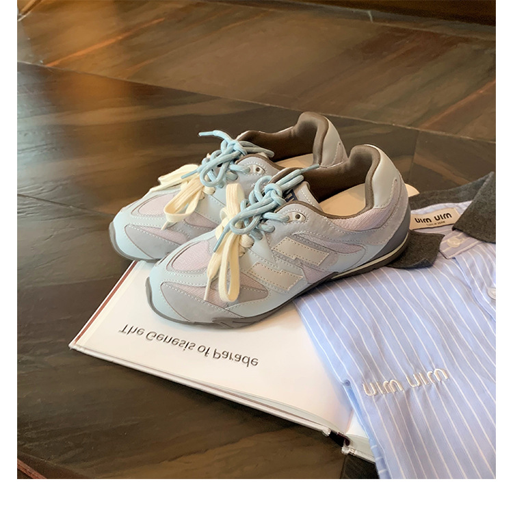 Versión de cuero de vaca de la uva de la misma moda de zapatos casuales zapatos de deporte retrógrado zapatos de entrenamiento de mujer