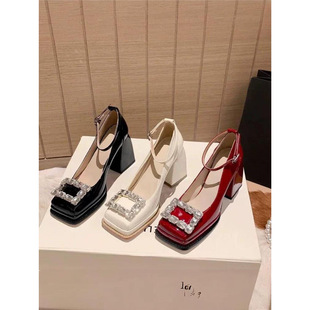 ܛƤ�߸�ЬŮ2026�궬�¿�tɫ�������Ьһ�ֿ�ˮ荴ָ������Ь