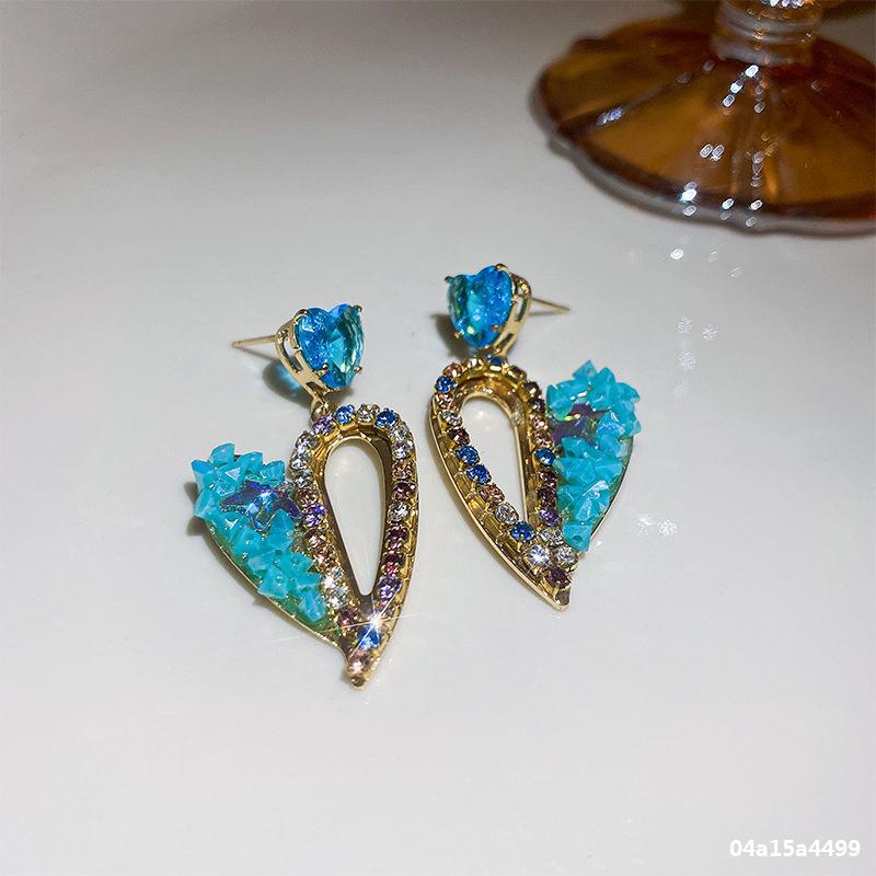 12g Weight Artificial Diamond, Crystal Inlay Material Earrings Classification 1 Pair Quantity Holiday, Daily Occasion Artificial Crystal Material Gold Plated Plating Heart Shape, Flower Pattern Women's Gender Plating, Inlay Design Sweet Style 1 Pair Sweet Heart Shape Flower Plating Inlay Artificial Crystal Artificial Diamond Crystal Gold Plated Earrings 11