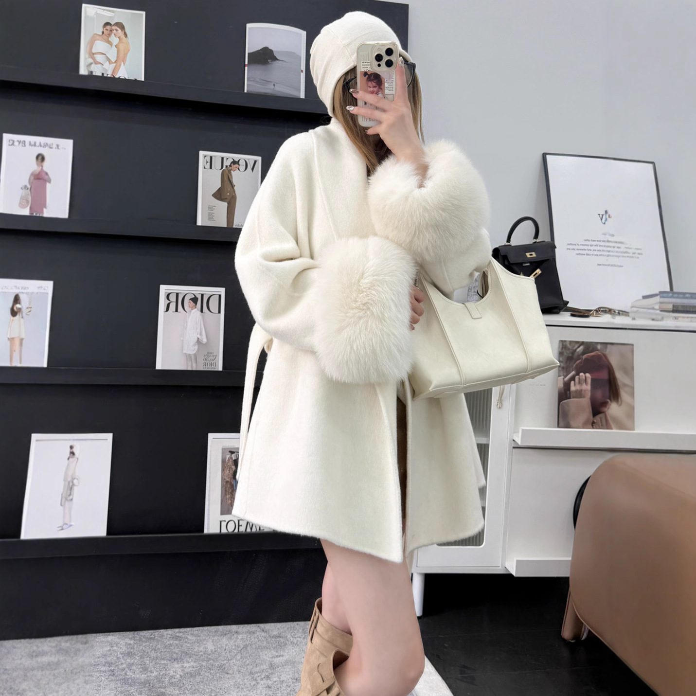 大翻领秋冬时尚保暖双面羊毛呢外套厚款狐狸毛羊驼绒大衣女士短款