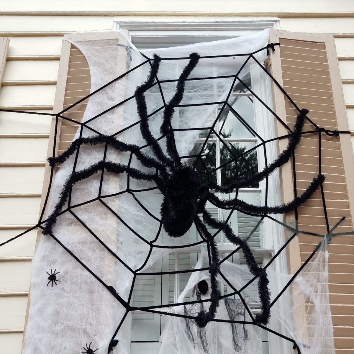 Transfronterizos Halloween redonda araña decoraciones accesorios de vestuario joyas de terror casa embrujada escenario diseño tema juvenil