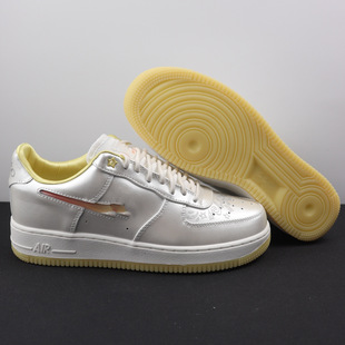 �羳��Ʒ�|���＃ԭAF1�͎Ͱ�Ь��܊һ̖�r�аٴ���Ů���m������