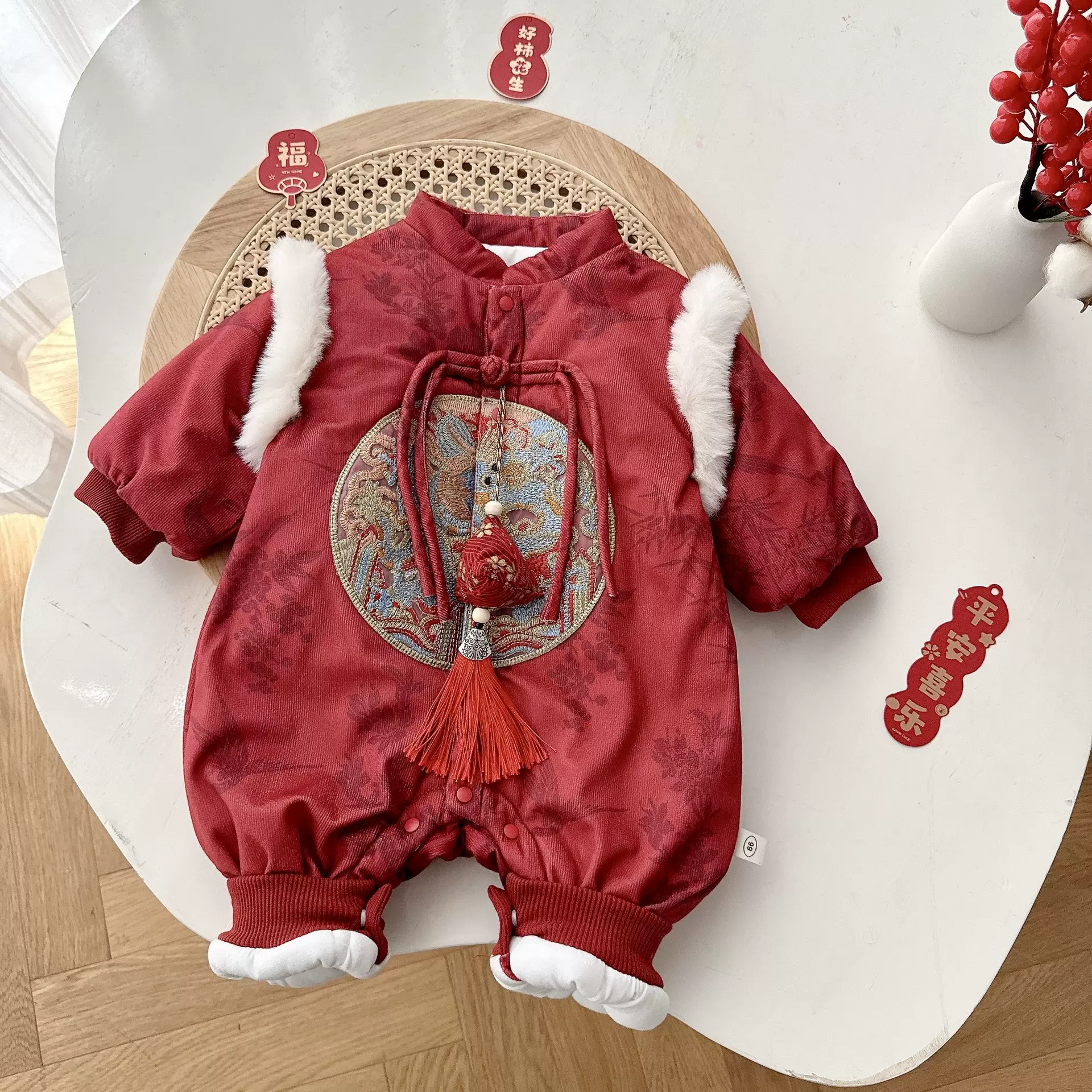 婴儿过年衣服0-2岁冬季中国风宝宝夹棉拜年服周岁加厚连体衣AL746