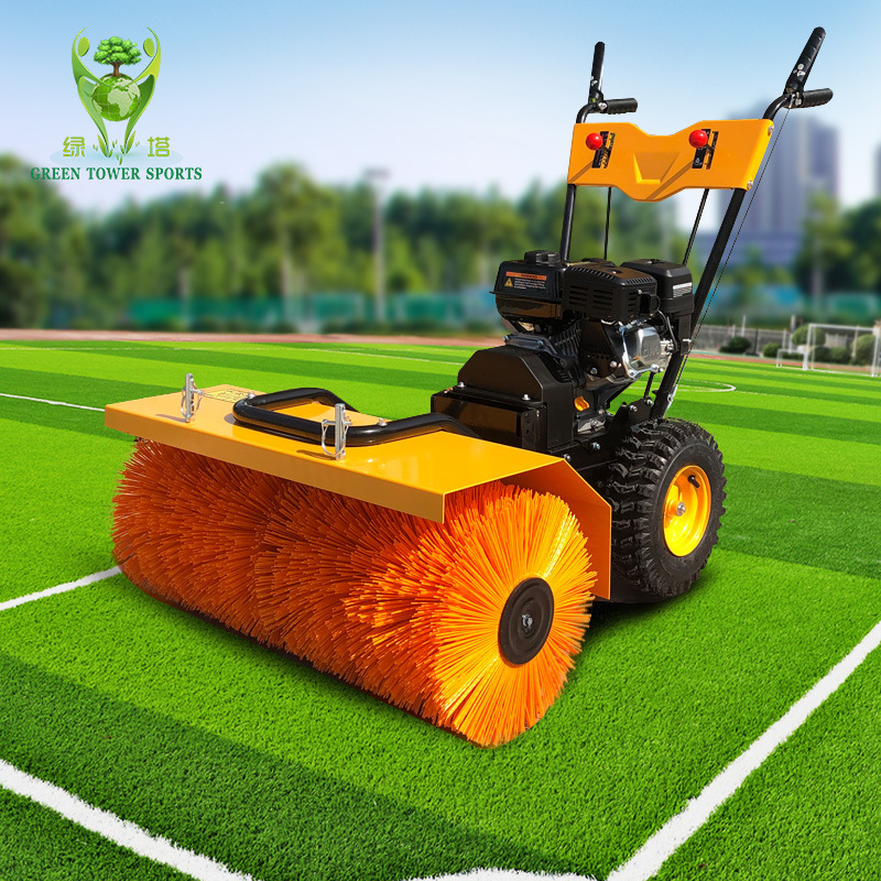 雪地一机多用人造草坪梳草机、梳草+扫雪+除雪三合一，安全高效