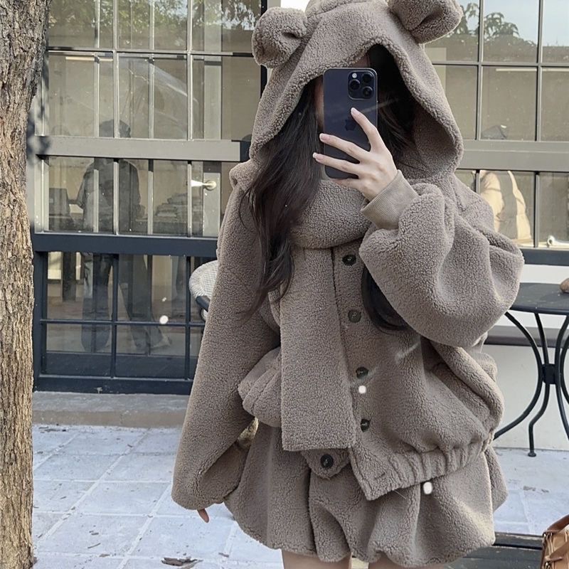 小熊连帽羊羔外套秋冬季新款毛连帽甜美宽松加厚高腰短裙花苞套装