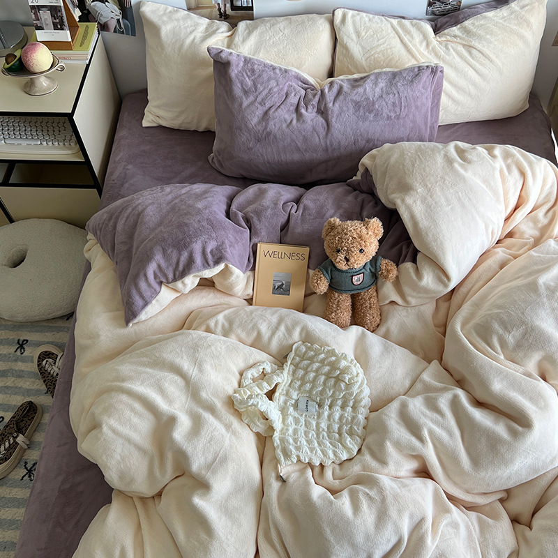 Cama de terciopelo de leche doble de color sólido de invierno juego de cuatro piezas engrosado más funda de edredón de terciopelo juego de tres piezas sábanas de dormitorio