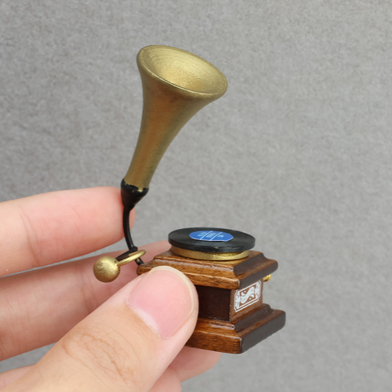 1:12人形屋dollhouseミニ家具モデル部品超小型レトロ蓄音機レコード付き|undefined