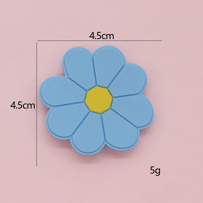 Spot dibujos animados crisantemo hebilla de zapato de pvc goma suave flor personalidad agujero de la decoración del zapato DIY a juego hebilla de zapato ventas directas de fábrica