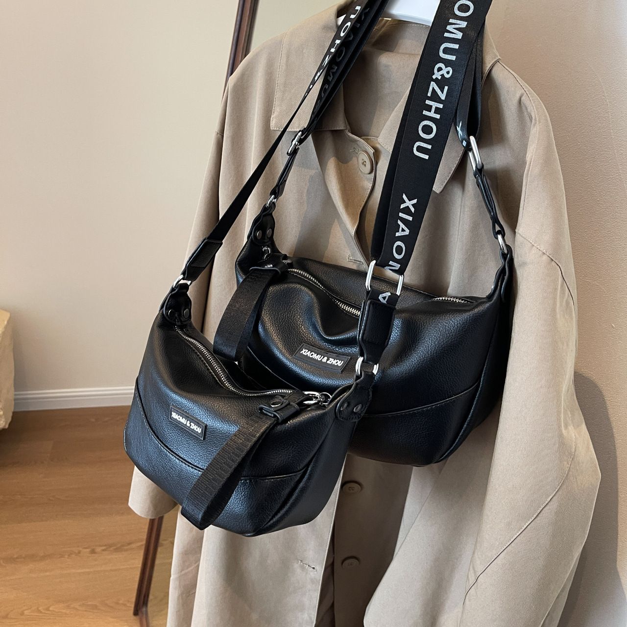 Bolso bandolera transfronterizo, bolso de bola de masa, bolso femenino, correa de hombro ancha, costura ligera, lujo ligero, aire de alta gama, celebridades de Internet fuera de un solo hombro