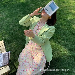 �紺�^���G�����󱳿��OӋ�����b����2022�¿��ٴ�r��Ů����
