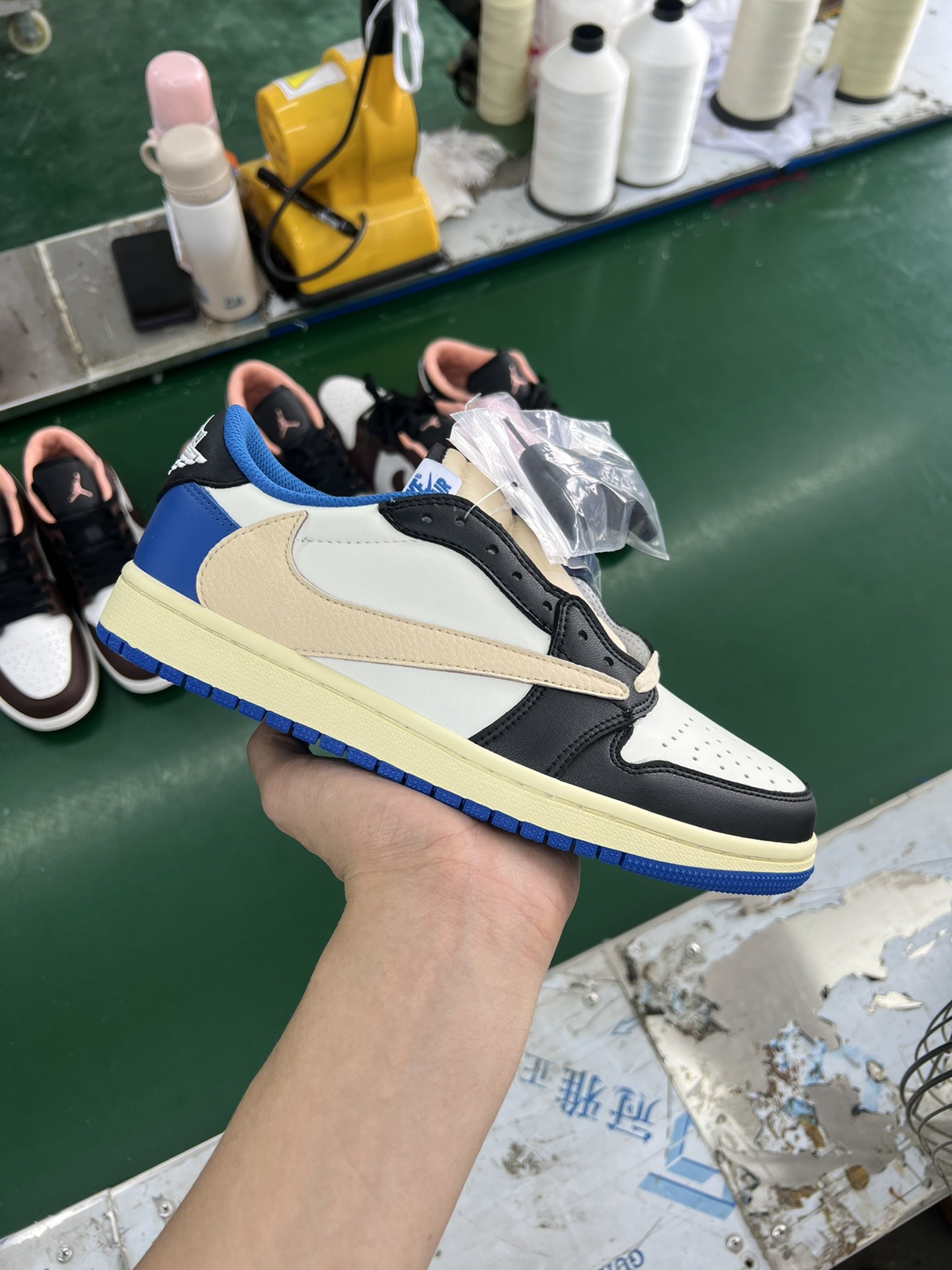 Putian Chunyuan zapatos con colchón de aire de cuero de capa completa AJ1 zapatos de hombre zapatillas de baloncesto aj1 zapatillas de deporte de mujer bajas zapatillas de deporte