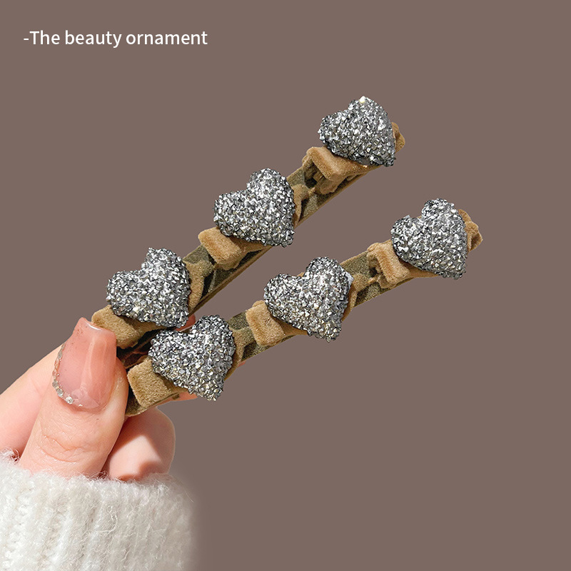 Niños de Año Nuevo acabado de cabello roto artefacto de otoño y invierno flocado rojo amor trenzado clip de cabello para mujeres flanqueado clip