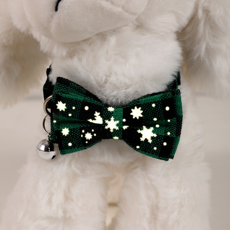 Collar de mascotas de Navidad cuadrado británico collar de gato con collar de gato con campana