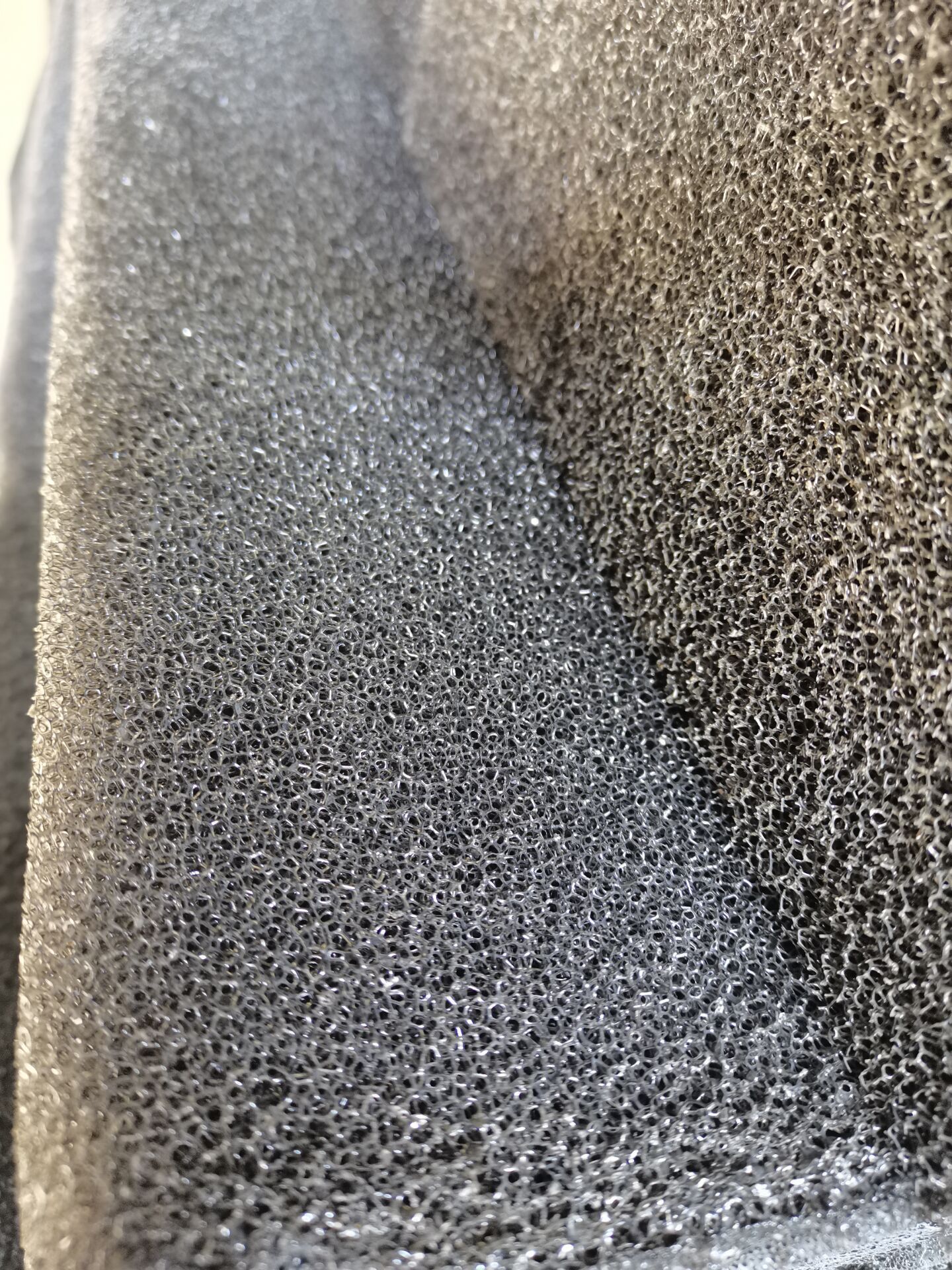 厂家供应黑色防尘海绵过滤海绵/粗孔过滤工业填料海绵/防尘海绵