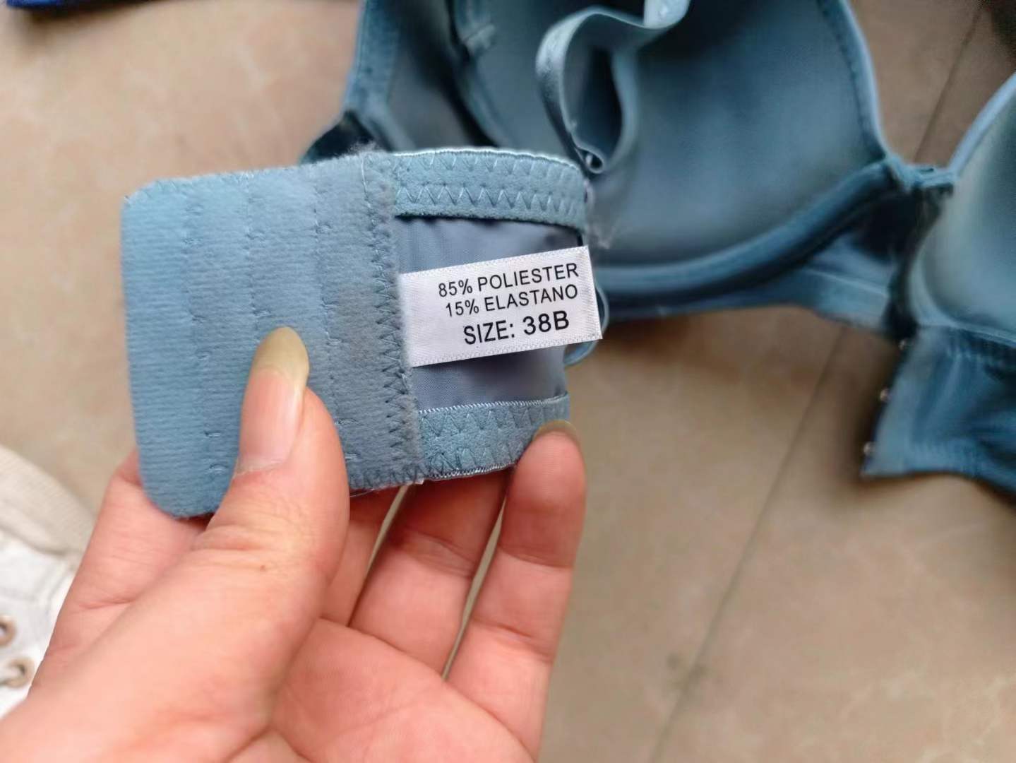 Comercio exterior nuevo exterior europeo y americano ropa interior de las mujeres individuales cómodo con anillo de acero más tamaño sujetador fábrica al por mayor
