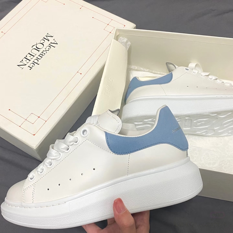 2026 New Cross-Border Putian Shoes Mcqueen White Sneakers Pure Original Men's and Women's Couple Sneakers Thick-Soled Height-Increasing Sports Shoes 2026 New Cross-Border Putian Shoes Mcqueen White Sneakers Pure Original Men's and Women's Couple Sneakers Thick-Soled Height-Increasing Sports Shoes