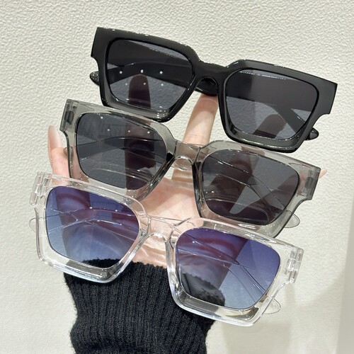 Classic Square Aviator Sunglasses 2025 Bestselling Full-Rim Sun Glasses for Men and Women with a High-End Look that Makes Faces Look Smaller