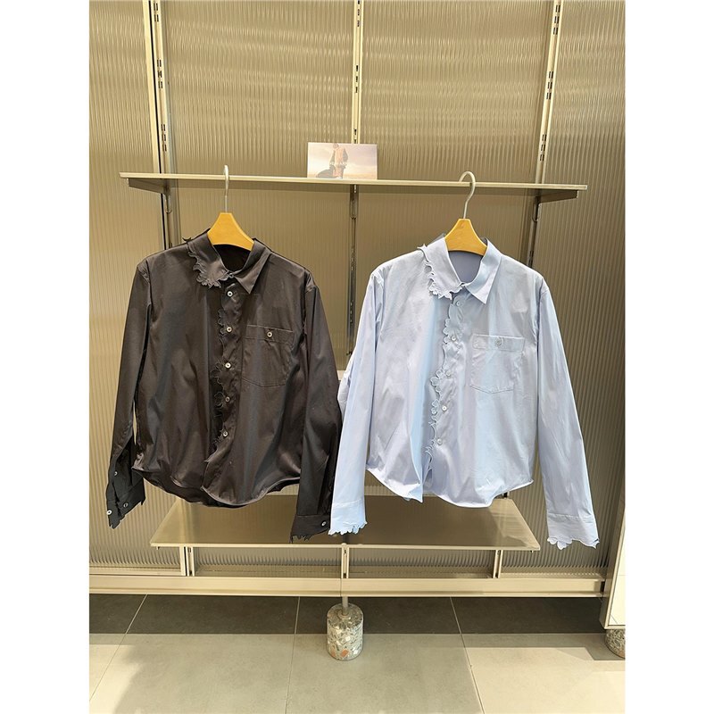 [in Stock] 2026 Spring New Paper-Cut Design Long Sleeve Shirt for Women, Loose Fit, Turn-Down Collar, Cotton Long Sleeve Top