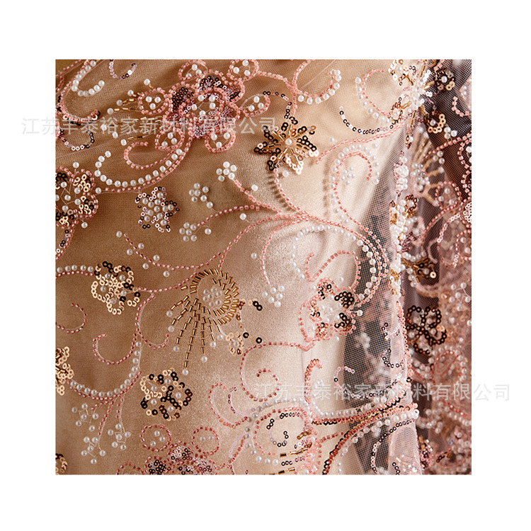 Nuevo estilo de moda esquinilla de encaje rosa bordado cuentas de tela de bordado tridimensional flor tela de alta gama