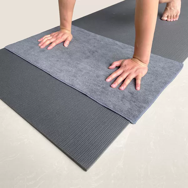 Yoga small size sweat towel non-slip small towel sweat absorbent towel sports running yoga towel hand towel