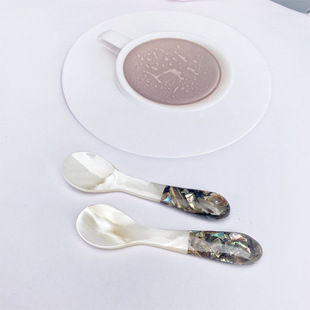 Shell Spoon with Green Shell Handle 10cm Natural Pearl Clam Shell Spoon High-grade Dim Sum Spoon