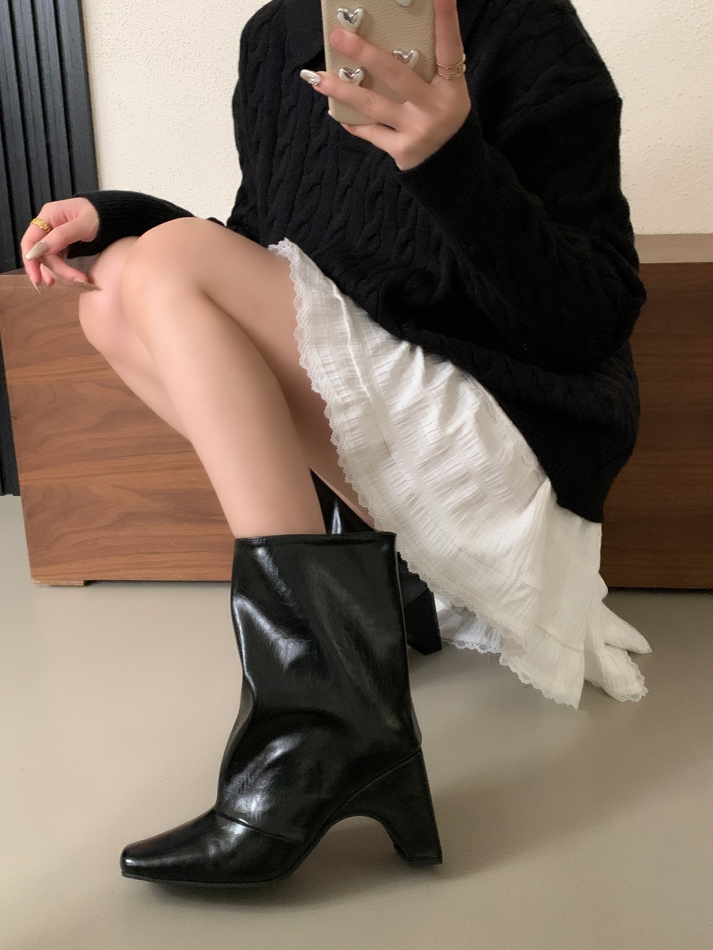 British-style Elastic High-end Touch 2025 Autumn And Winter New Short Thick-heeled High-heeled Slim-leg Women's Martin Boots_voghion.com