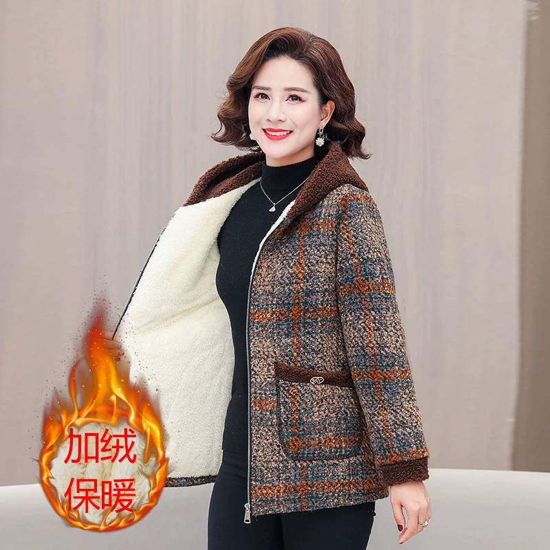 Среднее и старое женское зимнее пальто с бархатом и толстой хлопчатобумажной курткой 50 лет 60 мама зимой теплая хлопчатобумажная куртка с капюшоном